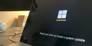 Skrämmande många har inte uppdaterat till Windows 11. (Foto: Clint Patterson on Unsplash)