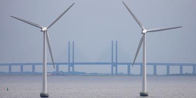 Danmark satsar på gröna energikällor och vill klubba igenom ett nytt klimatpaket inom EU.