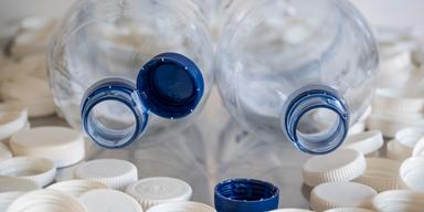 Plastskräp ska bli effektiv klimatlösning genom ny forskning.