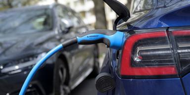 Ny svensk AI-modell förlänger elbilsbatteriers livslängd