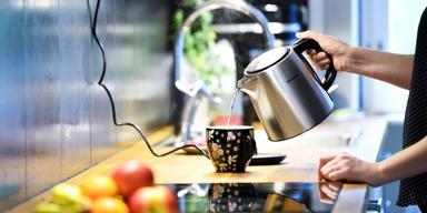Tömma kokaren eller koka upp vattnet igen? Nu har vi svaret
