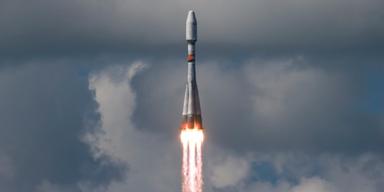 Ryssland tar upp konkurrensen med USA i rymden, genom sitt eget Starlink-program.