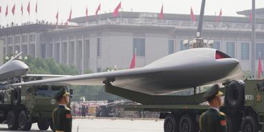 En GJ-11 stridsdrönare visades upp under Kinas militärparad i Peking, där landet presenterade ett 20-tal nya vapensystem.