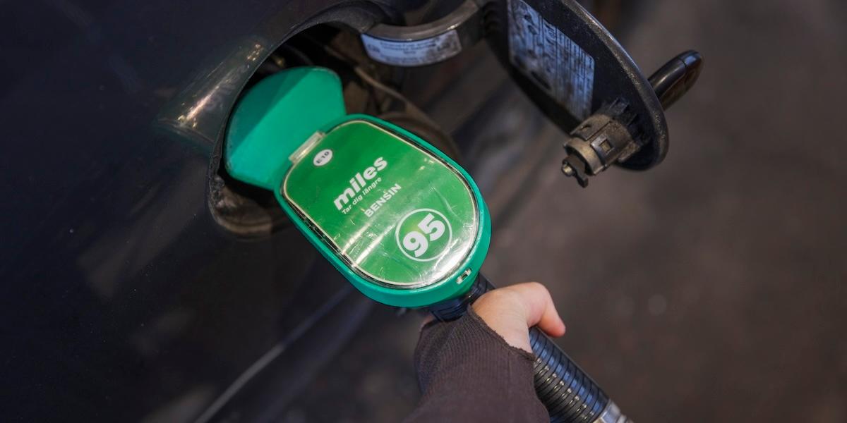 Svenska forskare jagar ny utsläppsfri bensin till marknaden.