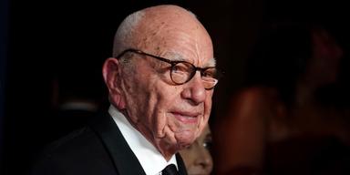94-årige Rupert Murdoch tillhör skaran äldre miljardärer.