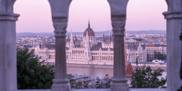 Budapest – staden där forinten fortfarande räcker till både spa och spritz