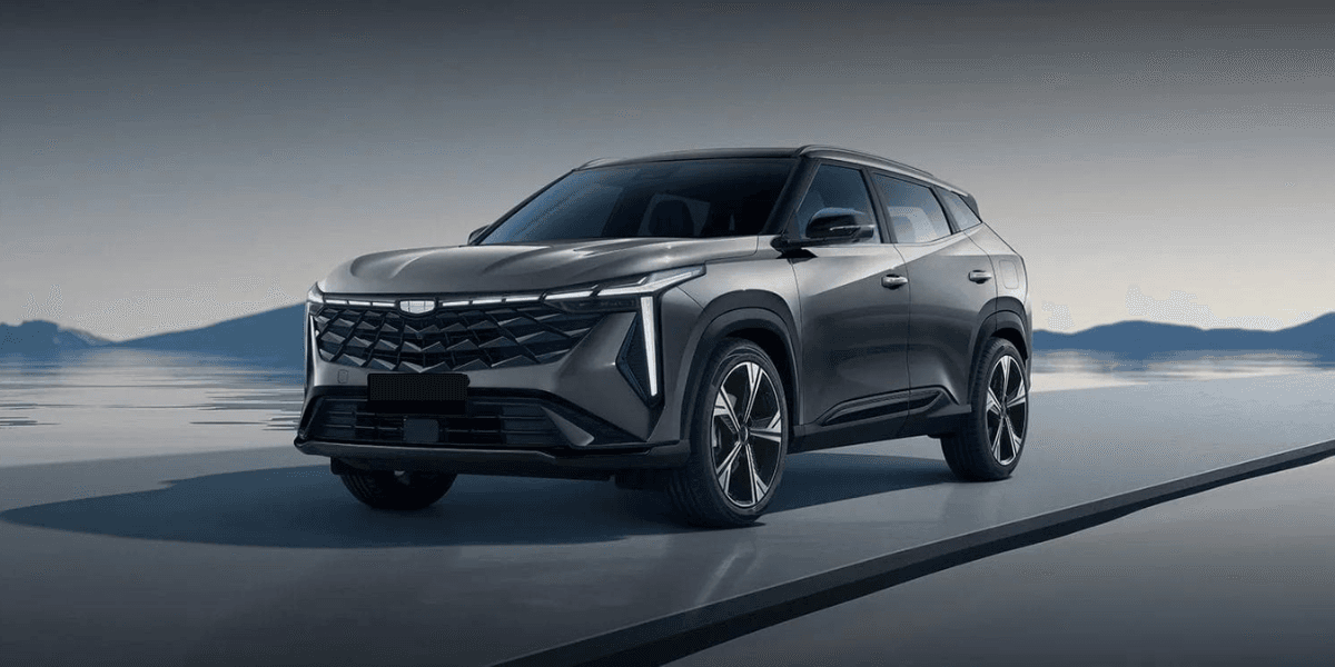 Bilen i fråga är en Geely Cityray som rasat. (Foto: Geely)