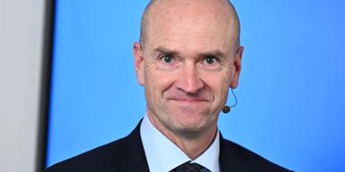 Handelsbankens vd Micael Green är den enda storbanks-vd som inte fått se sin aktie slå kursrekord senaste tiden trots att den är upp 20 procent för året. Kan rallyt bland bankerna fortsätta?