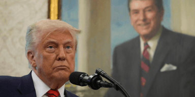 Trump och Ronald Reagan tavla