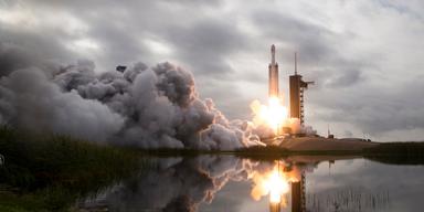 Nasa nobbar SpaceX – eftersom bolaget halkar efter i arbetet med månlandningar.