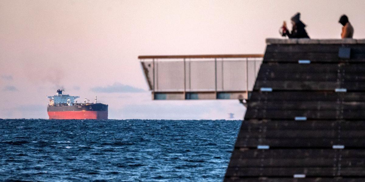 Ryska skuggflottan bakom minst fem oljeutsläpp