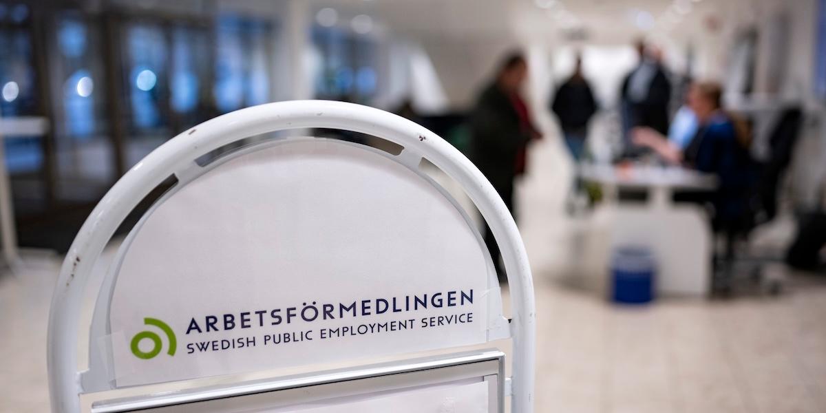 Arbetsförmedlingen har hävt 94 avtal med över 50 leverantörer som underpresterat inom Rusta och Matcha.