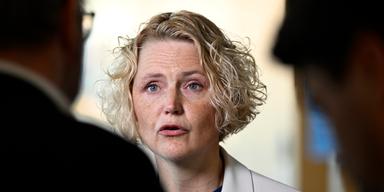 Anna-Karin Hatt under pressträffen där hon meddelade sin avgång för Centerpartiet