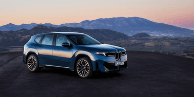 Den nya generationen BMW iX3 är en helt elektrisk SUV i mellanklassen och är BMW´s första modell baserad på Neue Klasse. (Foto: BMW)