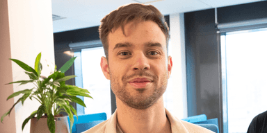 Anton Osika är en av grundarna bakom Sveriges första AI-enhörning, Lovable.(Foto: Johan Carlberg/SVD/TT)