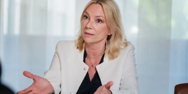 Karolina Ekholm, Riksgäldsdirektör, är ytterst ansvarig på den mundigh som sätter statslåneräntan på torsdag som styr ISK-skatten 2026.