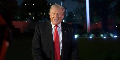 Donald Trump försvarar sina handelstullar och utlovar 2 000 dollar per amerikan.