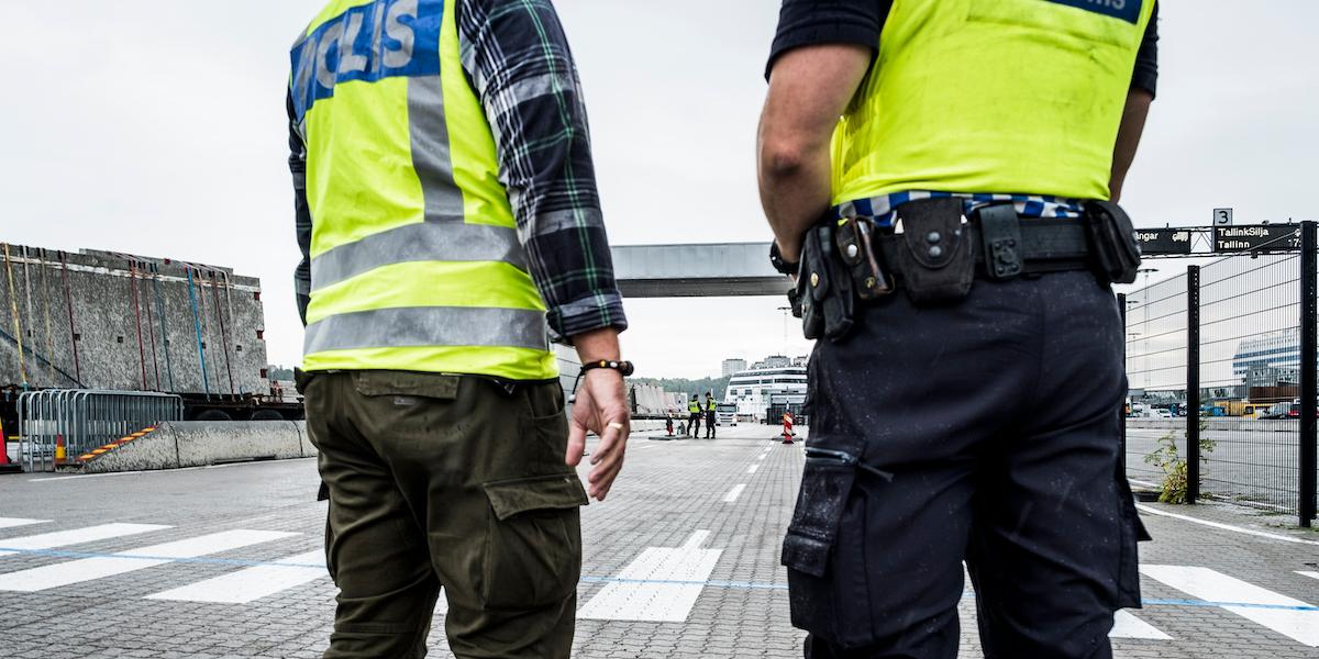 Gränspolisen slog larm efter att ha mött personer som saknade rätt att vistas i Sverige