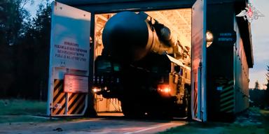 Kärnvapenracet är tillbaka där Ryssland snart kan testa de kraftfulla vapnen igen.