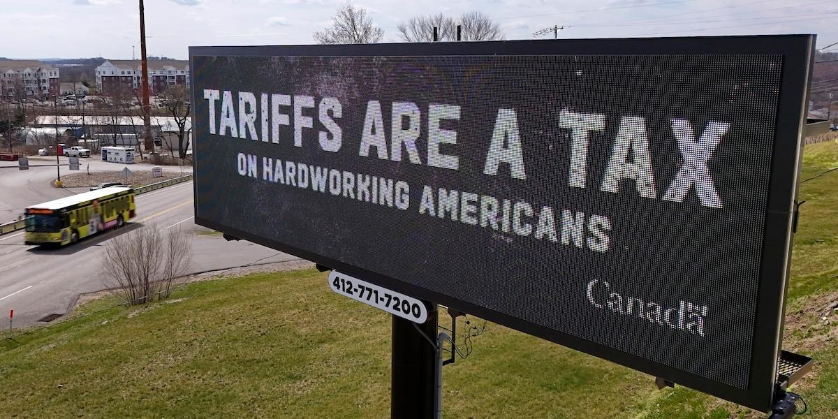 USA:s underskott är fortsatt rekordstort, och frågan är vad tullarna kommer göra med siffrorna?