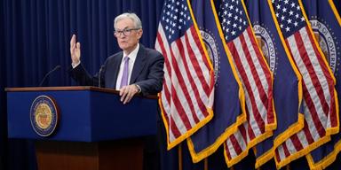 Swedbank ger ett köpråd för den svenska aktien som de tro rkan gynnas om USA:s Fed-chef Jerome Powell sänker räntan.