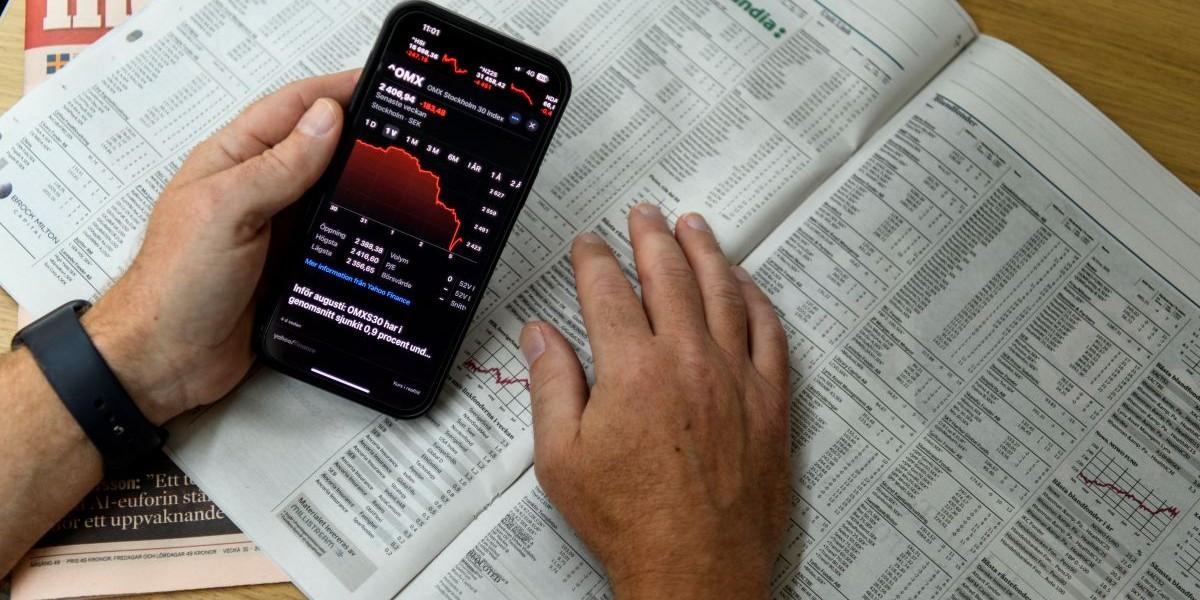 Svenskarna betalar för mycket för sina fonder