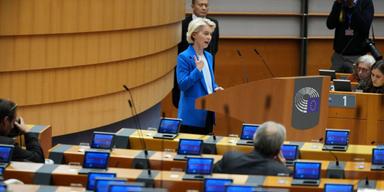 Kritik mot EU för att man "hattar" kring nya lagar