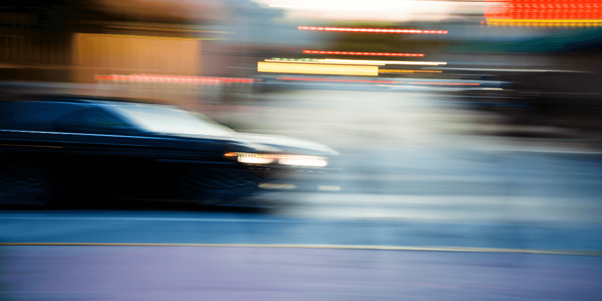 Enligt forskning och fakta kan vi med säkerhet säga vilken bil som är värst för miljön. (Foto: Canva)