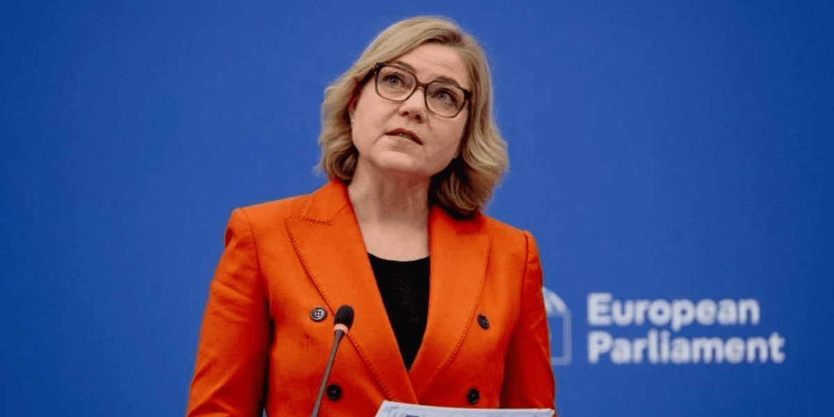 Henna Virkkunen, vice ordförande i Europeiska kommissionen med ansvar för teknik, säkerhet och demokrati, varnar för växande digitala hot mot EU. (Foto: Europeiska kommissionen)