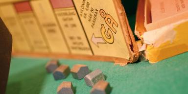 Nu kan köpa några utav Stockholms bästa adresser till rabatt enligt Swedbanks analytiker.