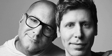 Jony Ives och Sam Altmans första AI-pryl kan utmana AirPods. (Foto: IO)