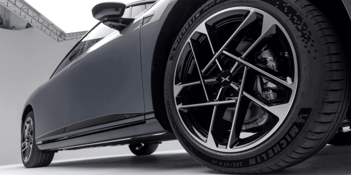 XPENG lanserar nytt. En kombi i sedanform. (Foto: XPENG)