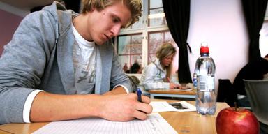 Tre studenter i Umeå fälls för fusk