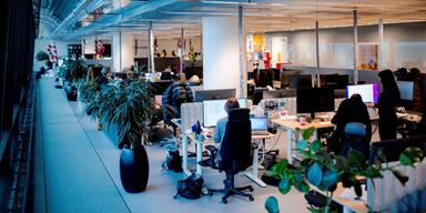 Flexibla kontor kan skapa stress för chefer i Sverige, enligt ny studie