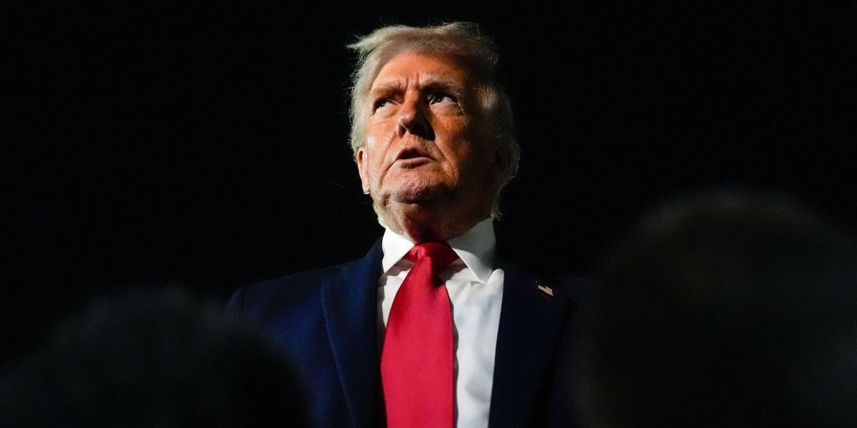 Det är närmast omöjligt att hålla val i Ukraina, menar valchefen