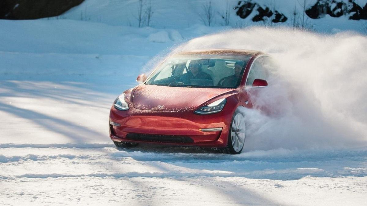 Tesla Rekord