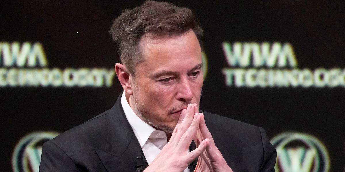 Tesla-ägare i uppror efter prissänkning: ”Ett rån”