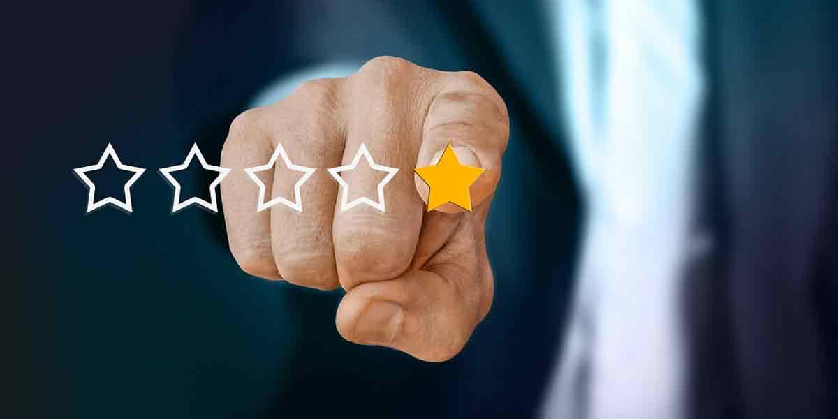 Fejkade recensioner – växande problem för bilhandeln