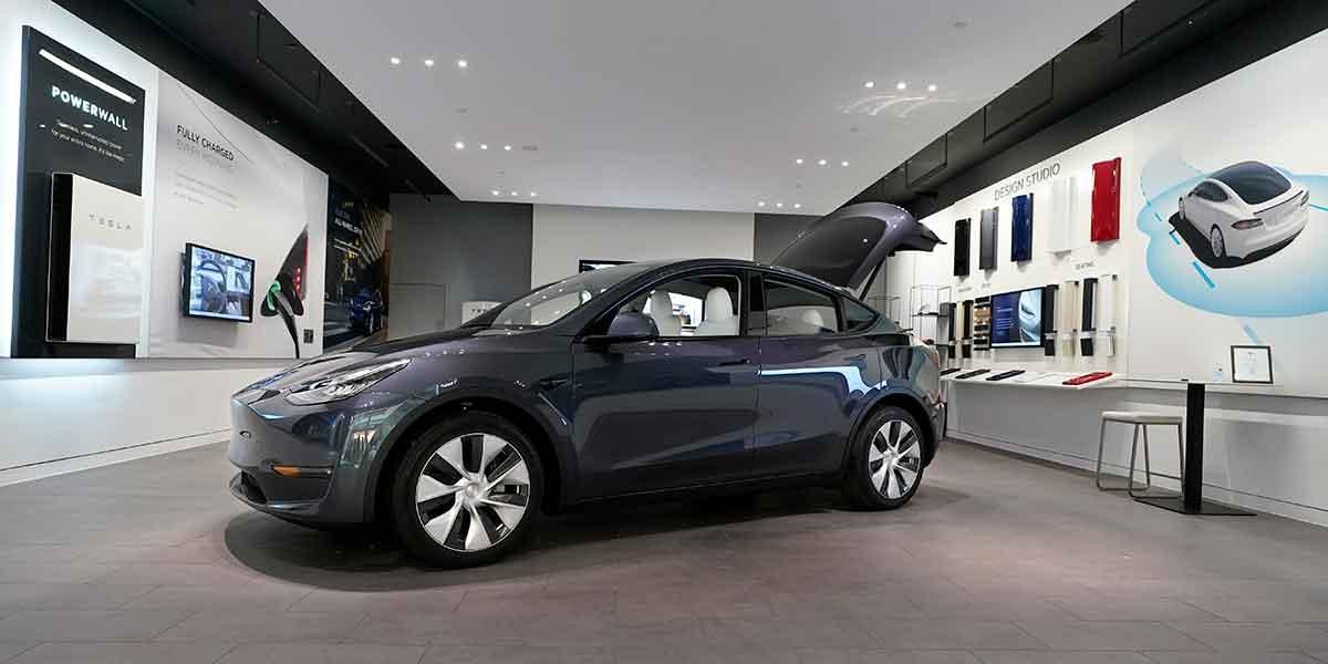 Tesla rasar i Kina – intresset avtar