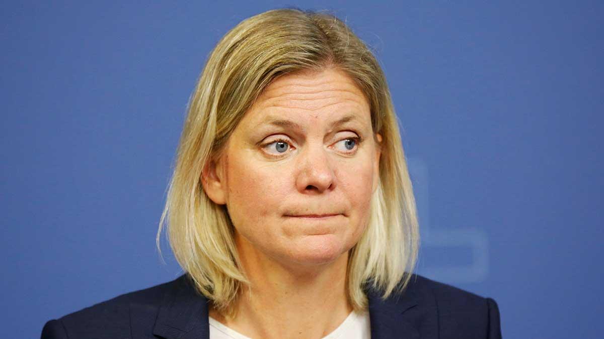 Finansminister Magdalena Andersson (S) menar att bankerna har utrymme att bidra till välfärden. (TT)