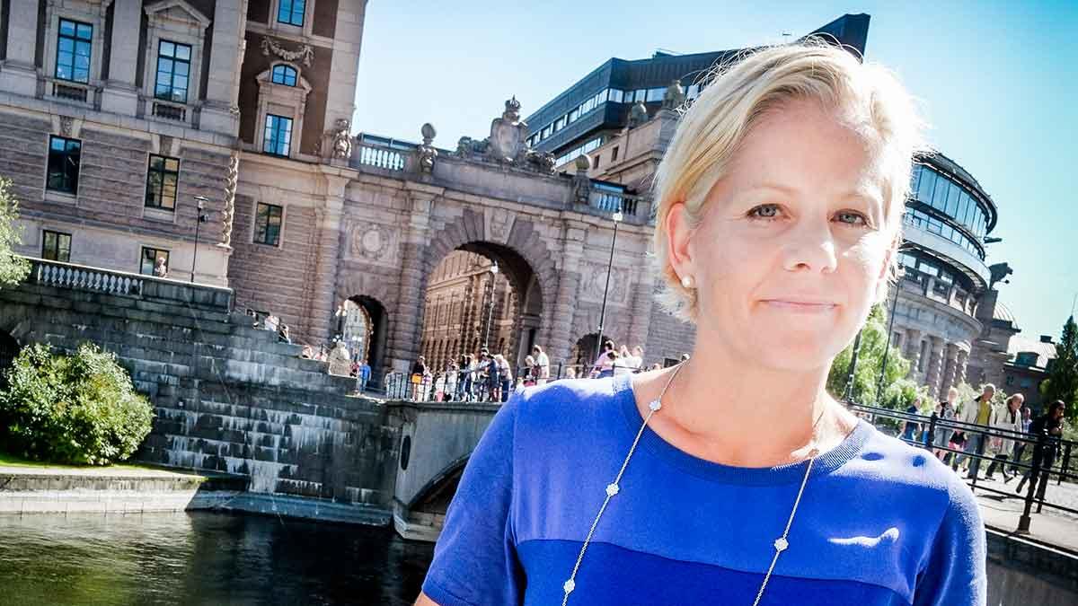 Sparkade Ratos vd:n Susanna Campbell ska jobba för Tesla-svensken Peter Carlsson. (Foto: TT)