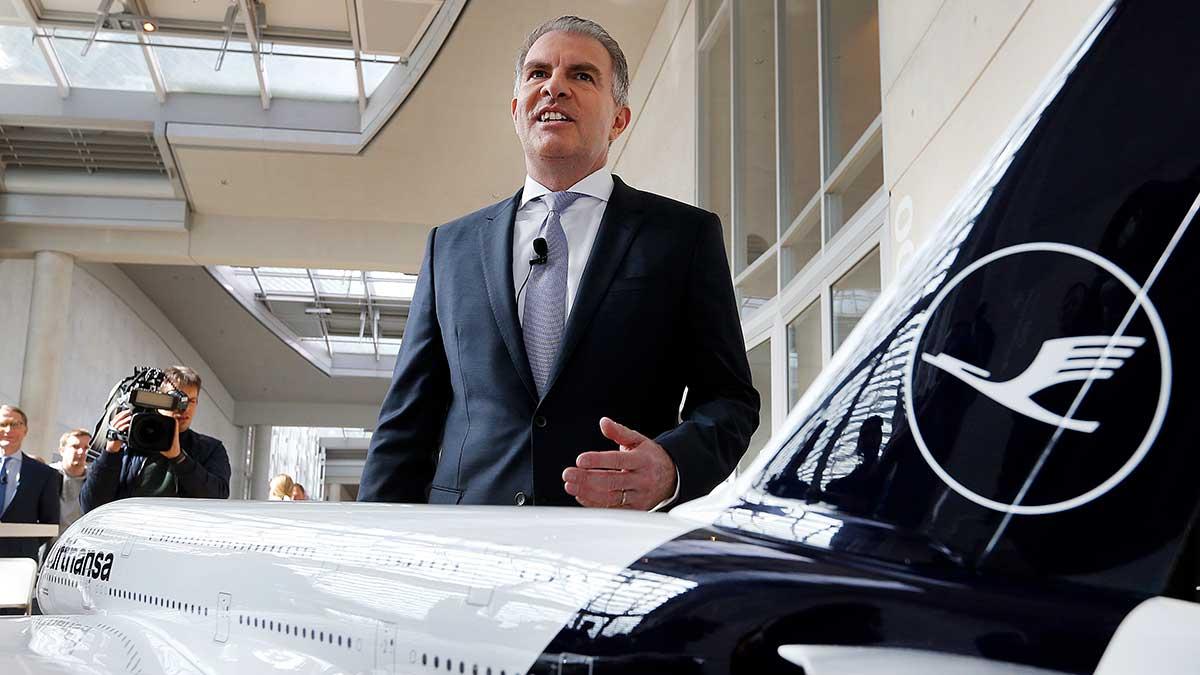 Det mest troliga är att det blir tre stora europeiska flygbolagsnätverk eller flygbolagsgrupper plus en eller två lågkostnadsspelare”, säger Lufthansas vd Carsten Spohr. (Foto: TT)