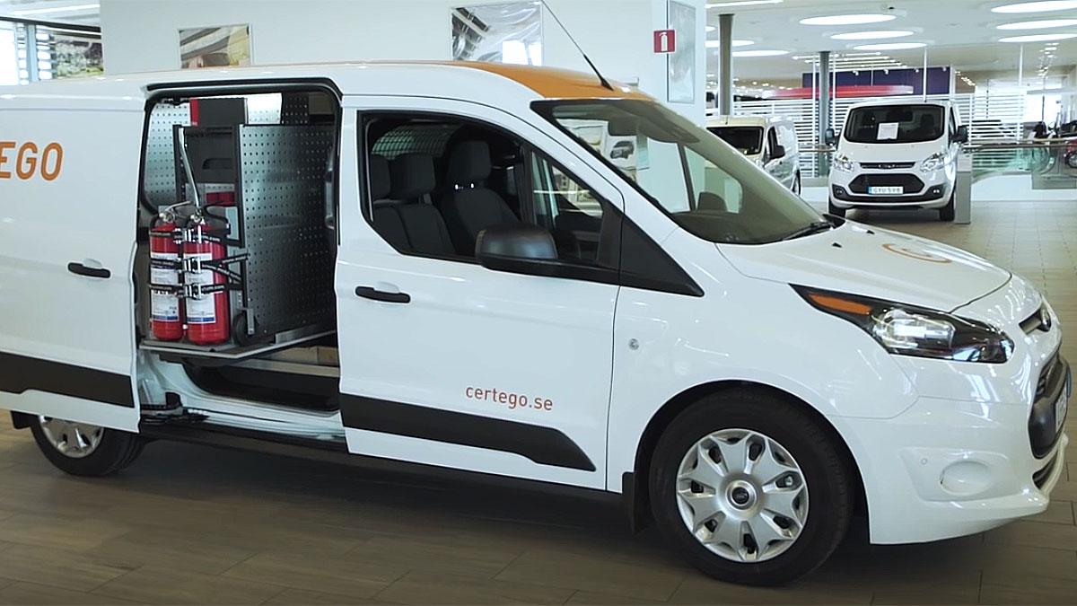 Företaget Certego har valt en klimatsmart transportbil utifrån faktorer som säkerhet och arbetsmiljö. (Foto: Skärmdump från Youtube)
