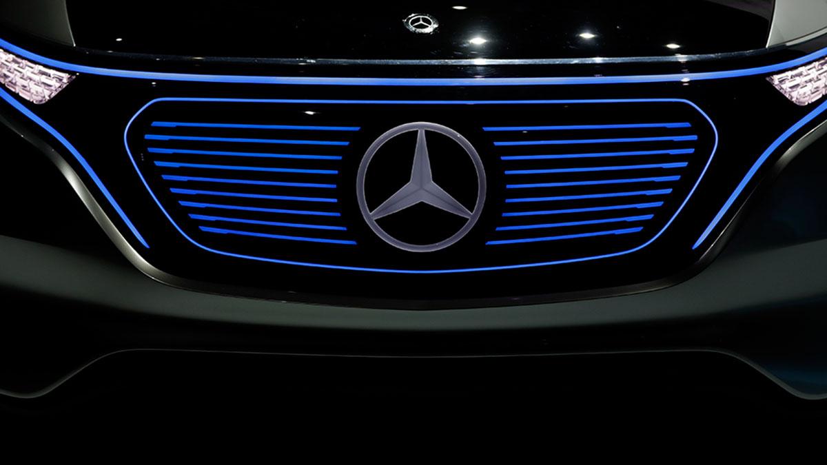 Daimler överger sina expansionsplaner i Iran som en följd av de nya amerikanska sanktionerna mot landet. (Foto: TT)