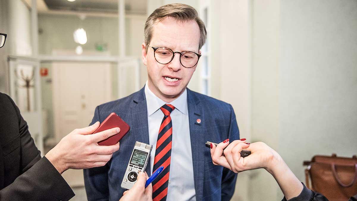 Näringsminister Mikael Damberg (S) är ytterst ansvarig för Postnord i Sverige. (Foto: TT)