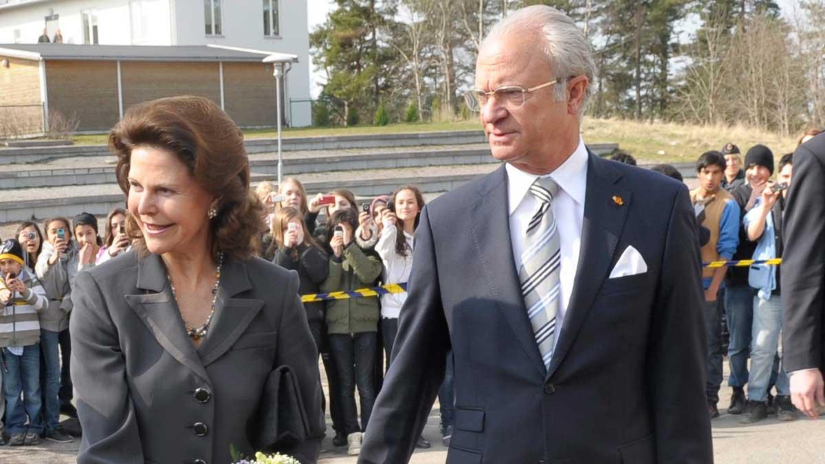 Drottning Silvia och kung Carl XVI Gustaf är på fyra dagars statsbesök i Tyskland. (TT)