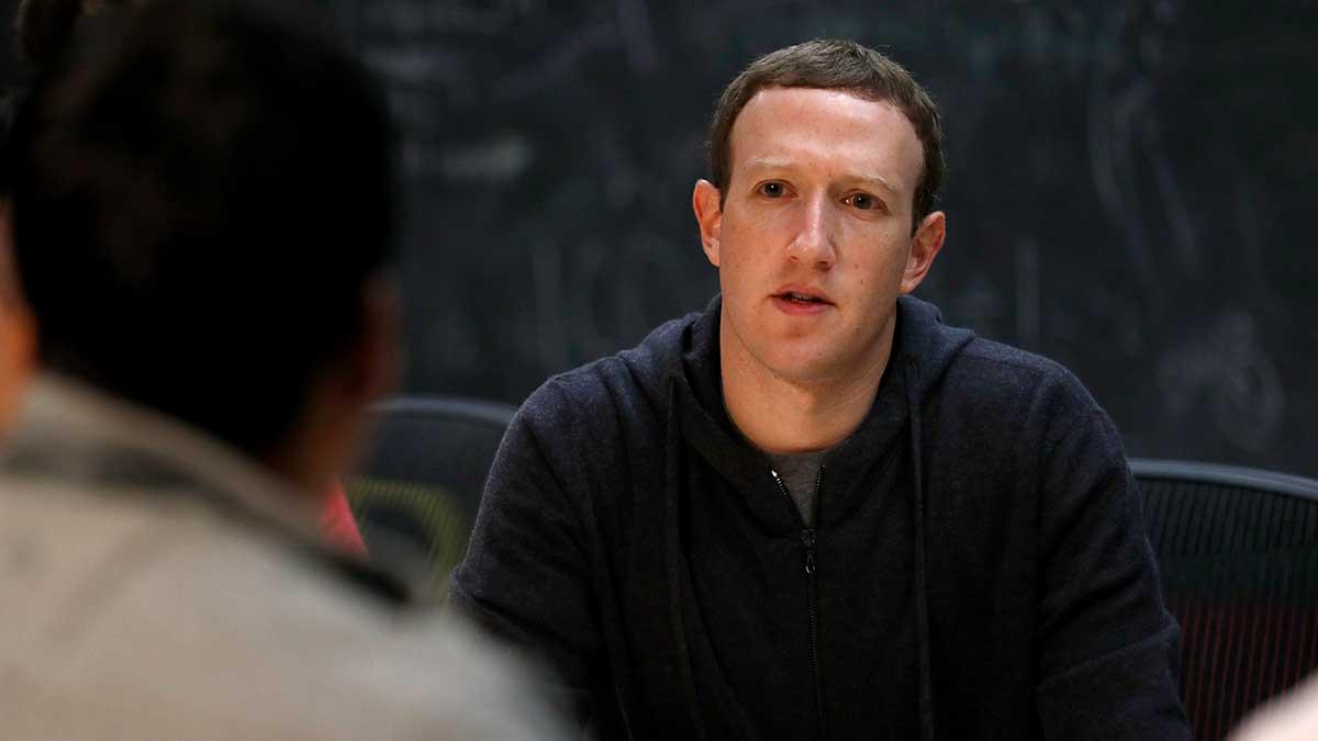 EU hotar Facebook med böter på 1
