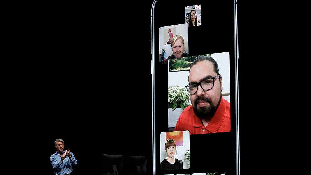 Apples videoplattform Facetime har en allvarlig bugg. (Foto: TT)