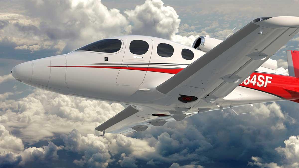 Vision Jet från tillverkaren Cirrus Aircraft kostar hälften så mycket som närmsta konkurrenten