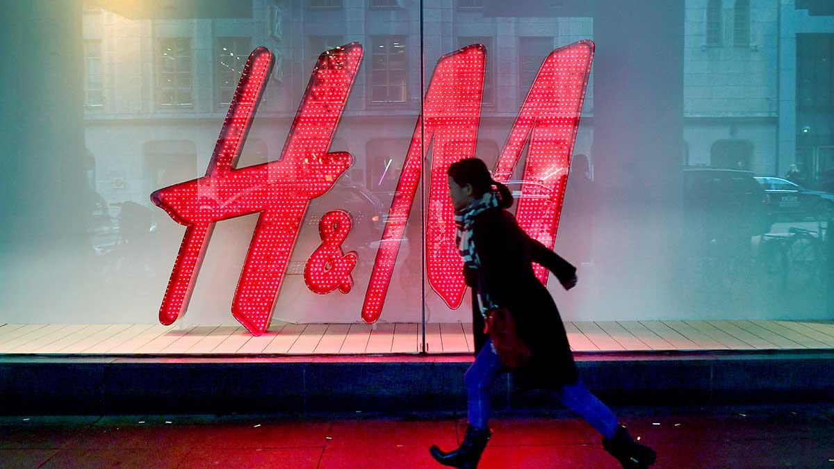 H&M rusar trots rapportmissen på Stockholmsbörsen. (Foto: TT)